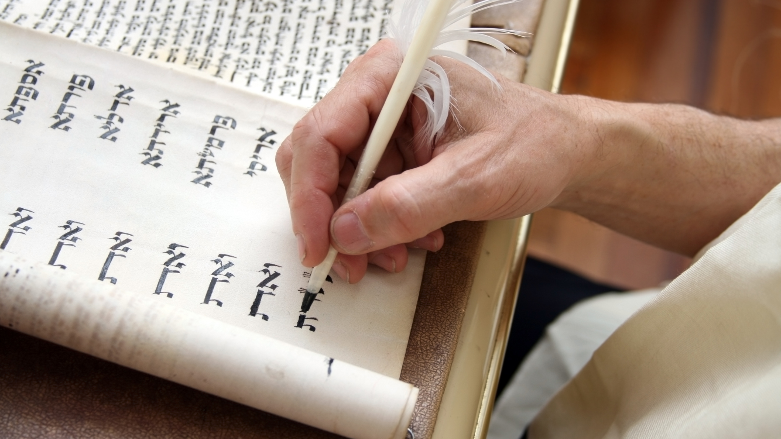 שולחן סופרים